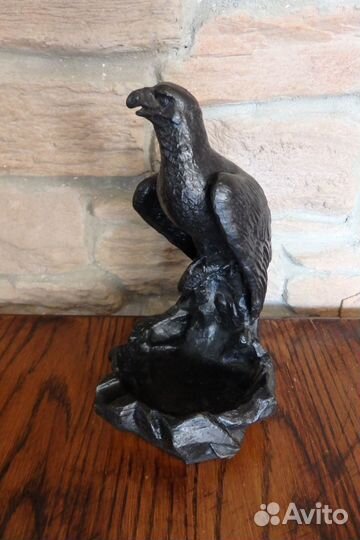Чугунные статуэтки. Орел. пепельница. смп. Ревда