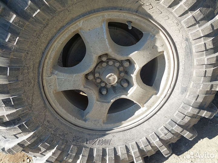 Комплект грязевых колёс на УАЗ