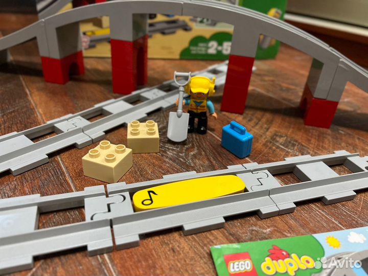 Lego duplo железная дорога 2 набора