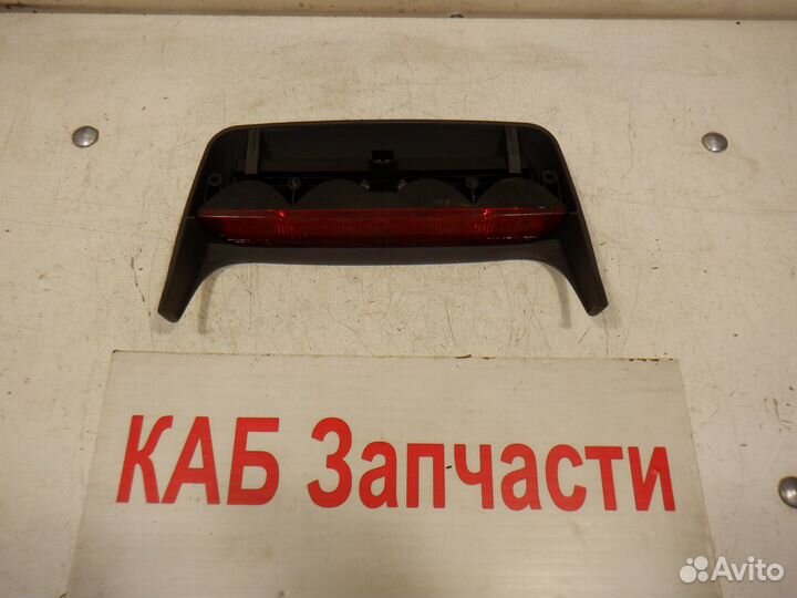 Фонарь задний стоп сигнал Audi A4 B5 Седан