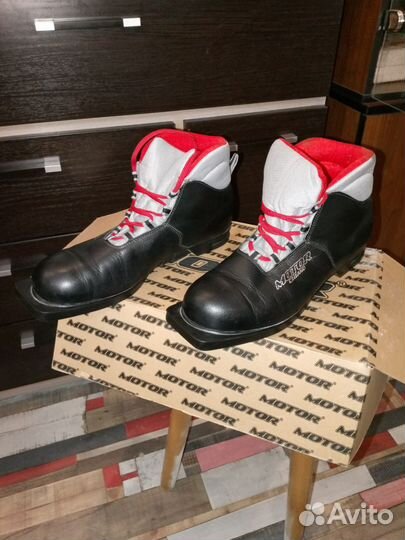 Лыжные ботинки motor