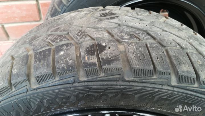 Gislaved NordFrost 100 195/60 R15 92T
