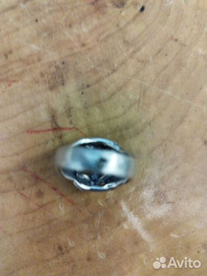 Серебряное кольцо женское