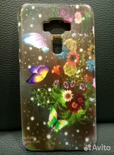 Чехол на телефон