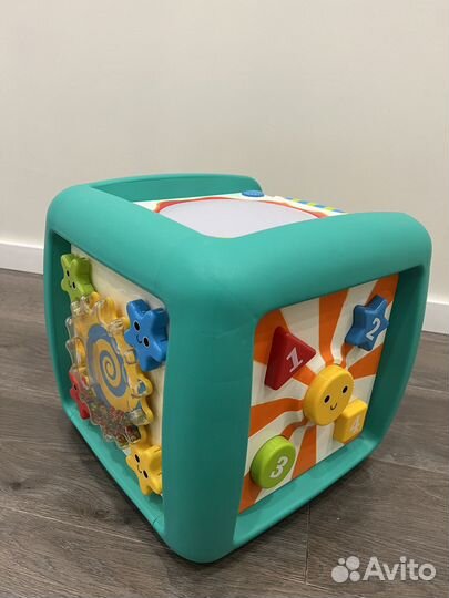 Развивающии интерактивныи куб ELC