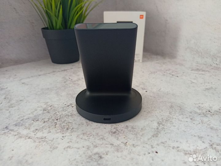 Беспроводное зарядное устройство Xiaomi Mi 20W Wir
