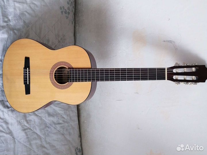 Классическая гитара Hohner