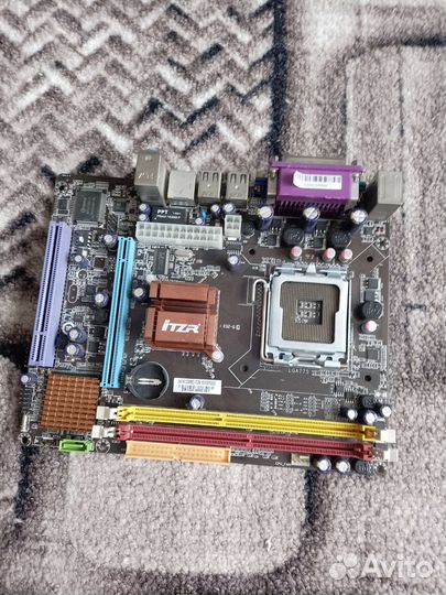 Материнская плата