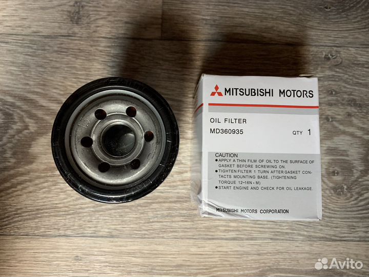 Фильтр масляный Mitsubishi, MD360935