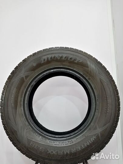 Dunlop Winter Maxx SJ8 245/70 R16