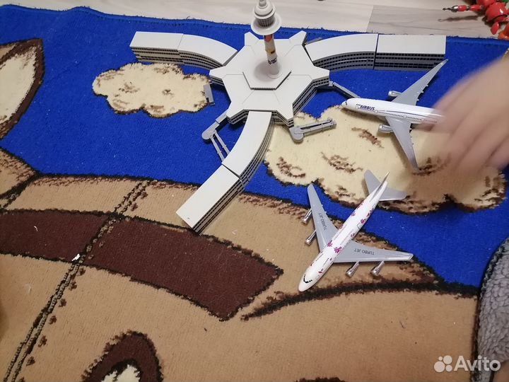 Детские игрушки