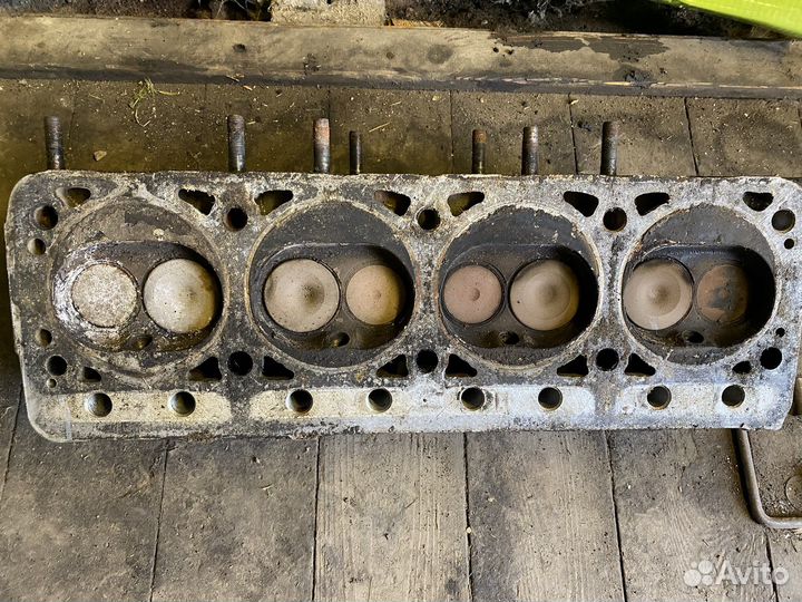 Продам головку блока цилиндров 4216 е4