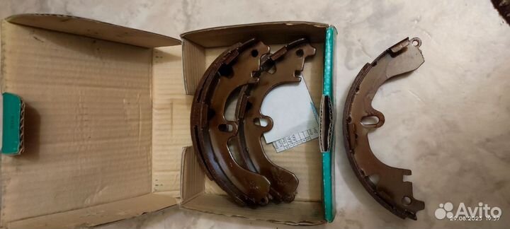 Тормозные колодки toyota