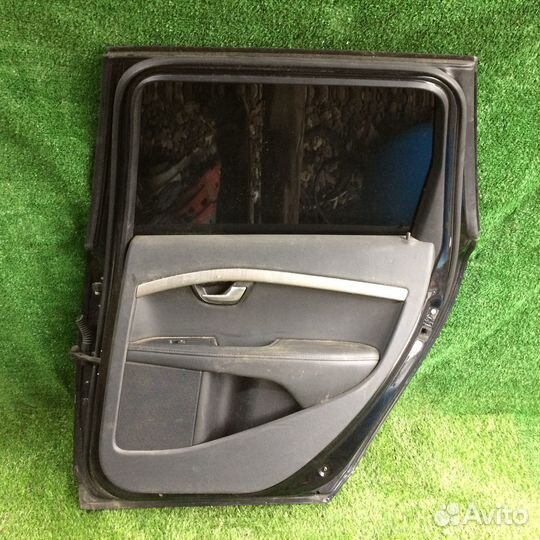 Дверь задняя правая Volvo V70 BW В сборе