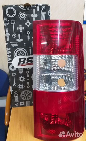 Фонарь задний Ford Connect правый