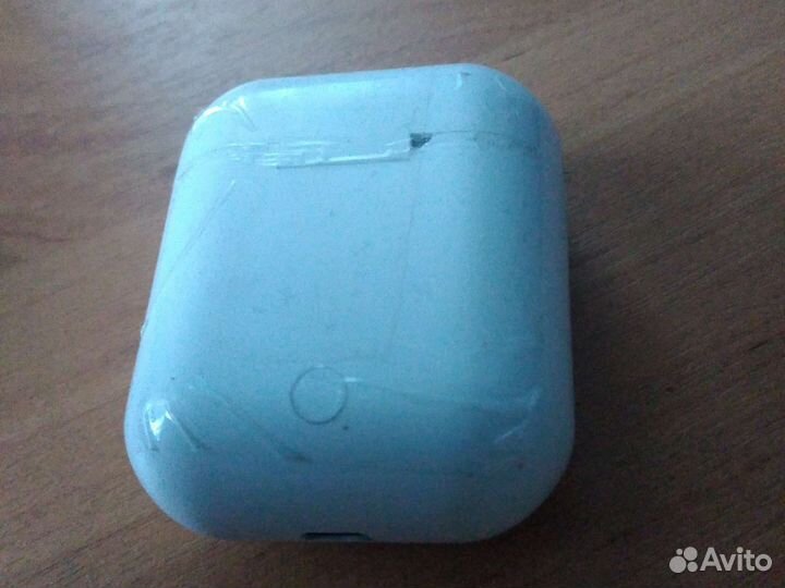 Наушники airpods