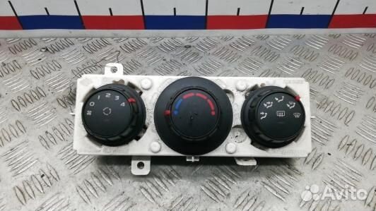 Блок управления печки и климат-контроля opel movan