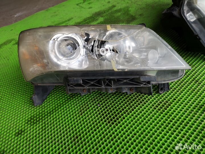 Фара Правая на Geely Emgrand EC7 11-16