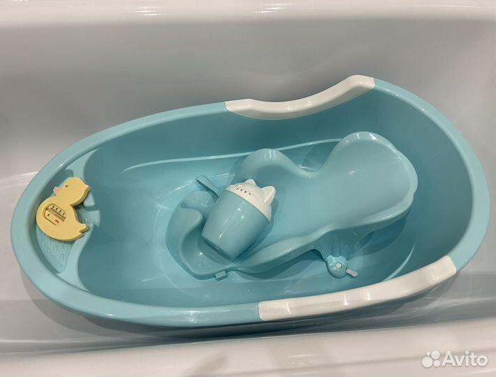 Ванночка для купания с горкой