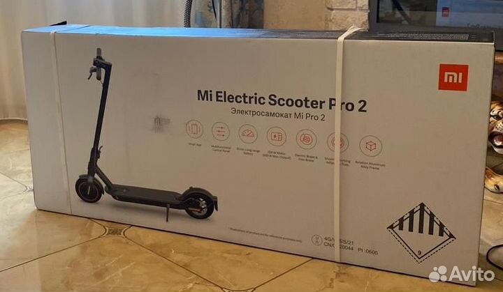 Электросамокат Xiaomi Mi Electric Scooter Pro 2