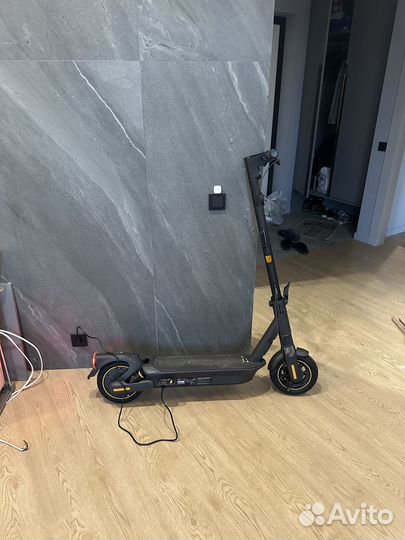 Электросамокат ninebot max g2 segway