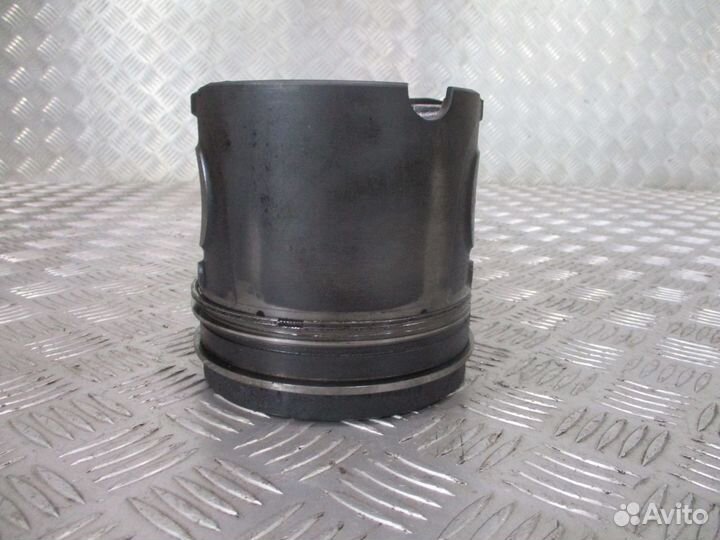 Поршень Volvo 21309212