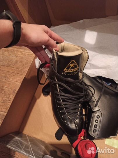 Коньки для фигурного катания профессиональные