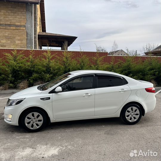 Kia Rio 1.4 AT, 2012, 175 000 км
