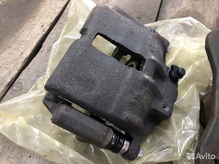 Суппорт Газ 3110 количесто 2 шт