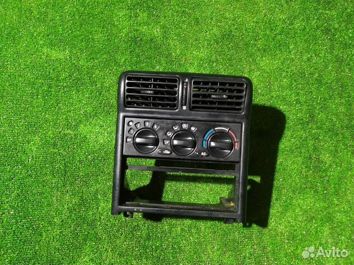 Блок управления климатической установкой Daewoo