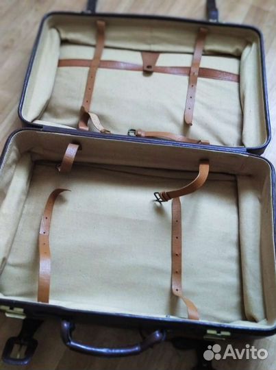 Чемодан СССР кожаный