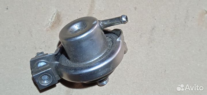 Регулятор давления топлива Opel Vectra b, Omega b