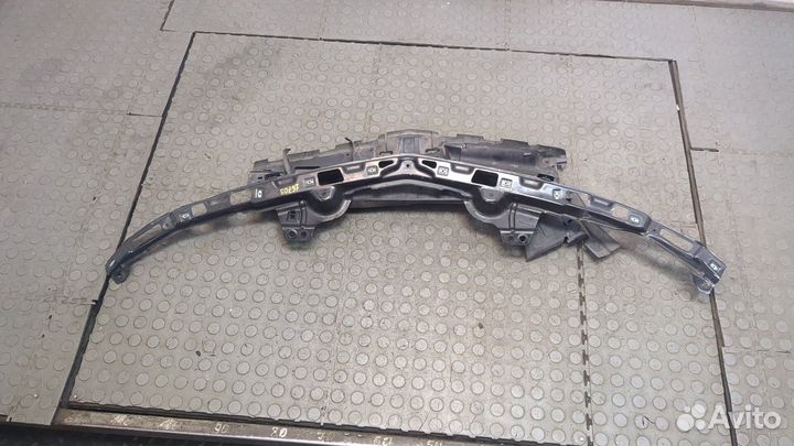 Рамка капота Chevrolet Malibu, 2018