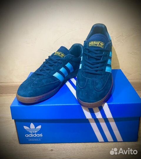Кроссовки Adidas spezial