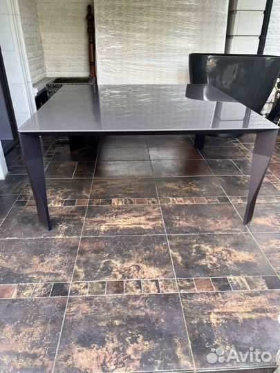 Стол обеденный Италия