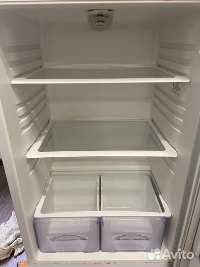 Продам холодильник Бирюса