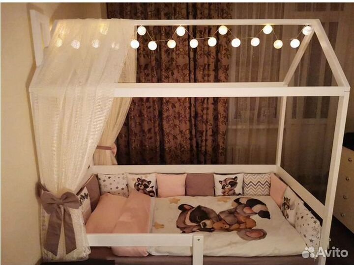 Детская кровать домик