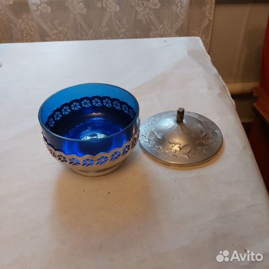 Ваза сахарница конфетница с крышкой синее стекло