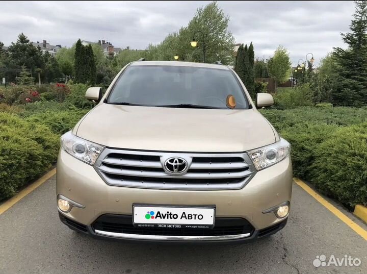 Toyota Highlander 3.5 AT, 2011, 215 000 км