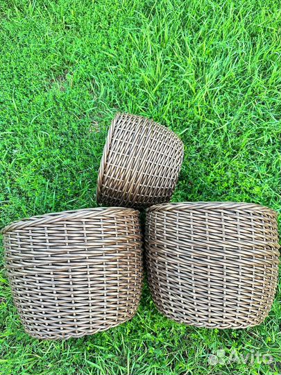 Кашпо из искусственного ротанга