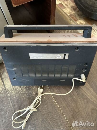 Радиоприемник selena B-215 СССР