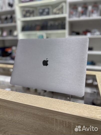 Apple MacBook Pro 15 (2019) 16/512 GB