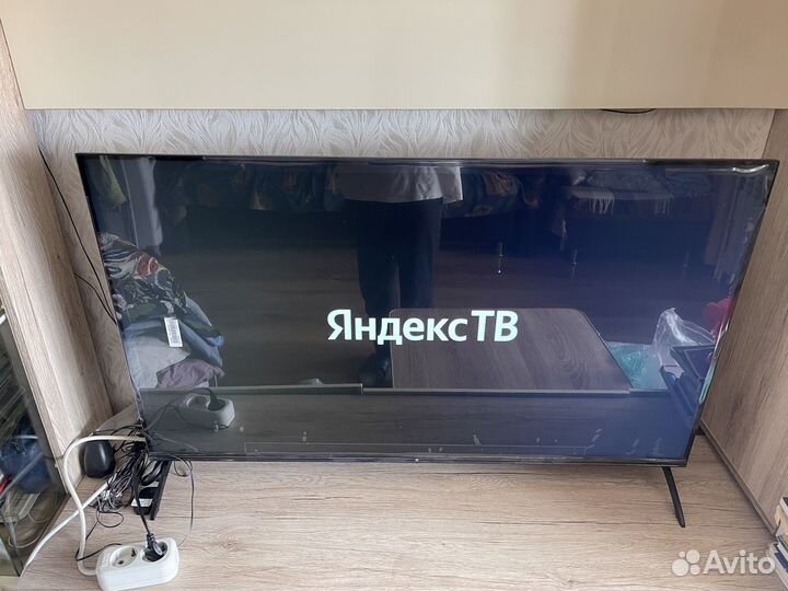 Телевизор LED dexp 43 UCY1