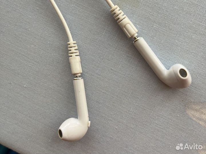 Беспроводные наушники