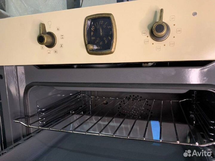 Электрический духовой шкаф Korting