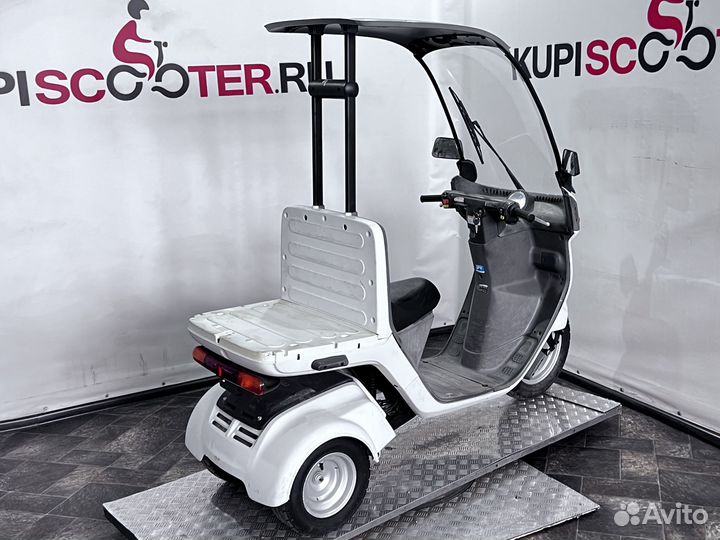 Скутер Honda Gyro Canopy
