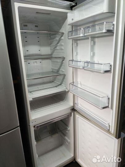 Холодильник Samsung no Frost