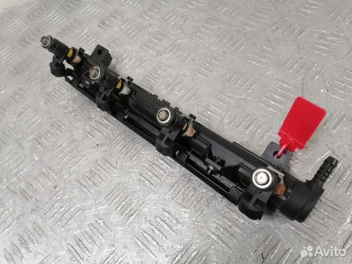 Форсунки топливные Volkswagen Golf 5 1.4 16V