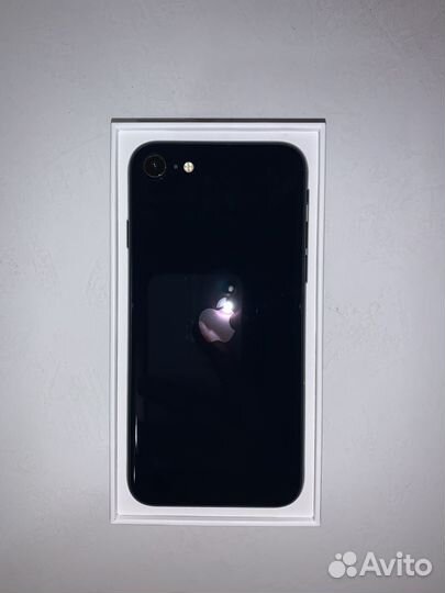iPhone SE (2022), 128 ГБ