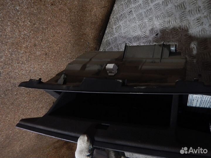 Бардачок, Nissan (Ниссан) -murano (Z50) (04-08)